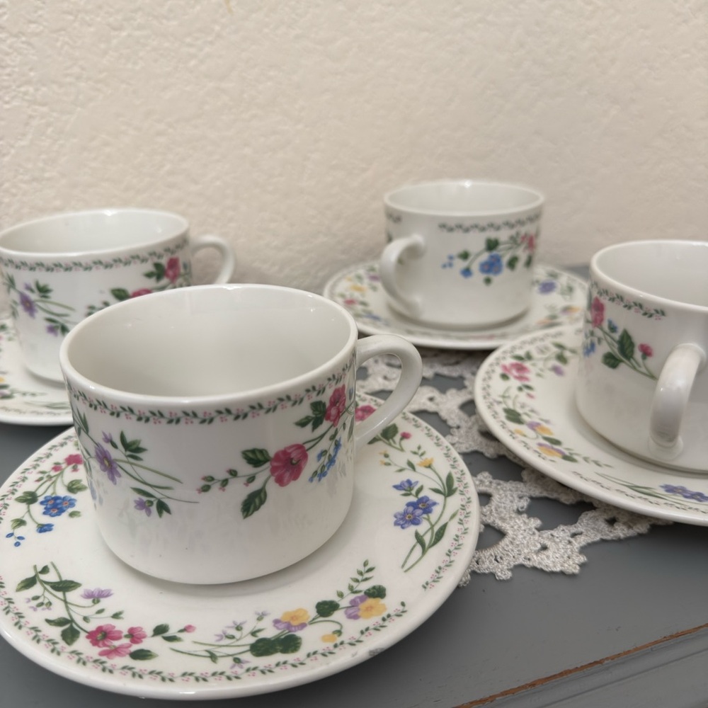 Farberware Floral Mug and Saucer Set